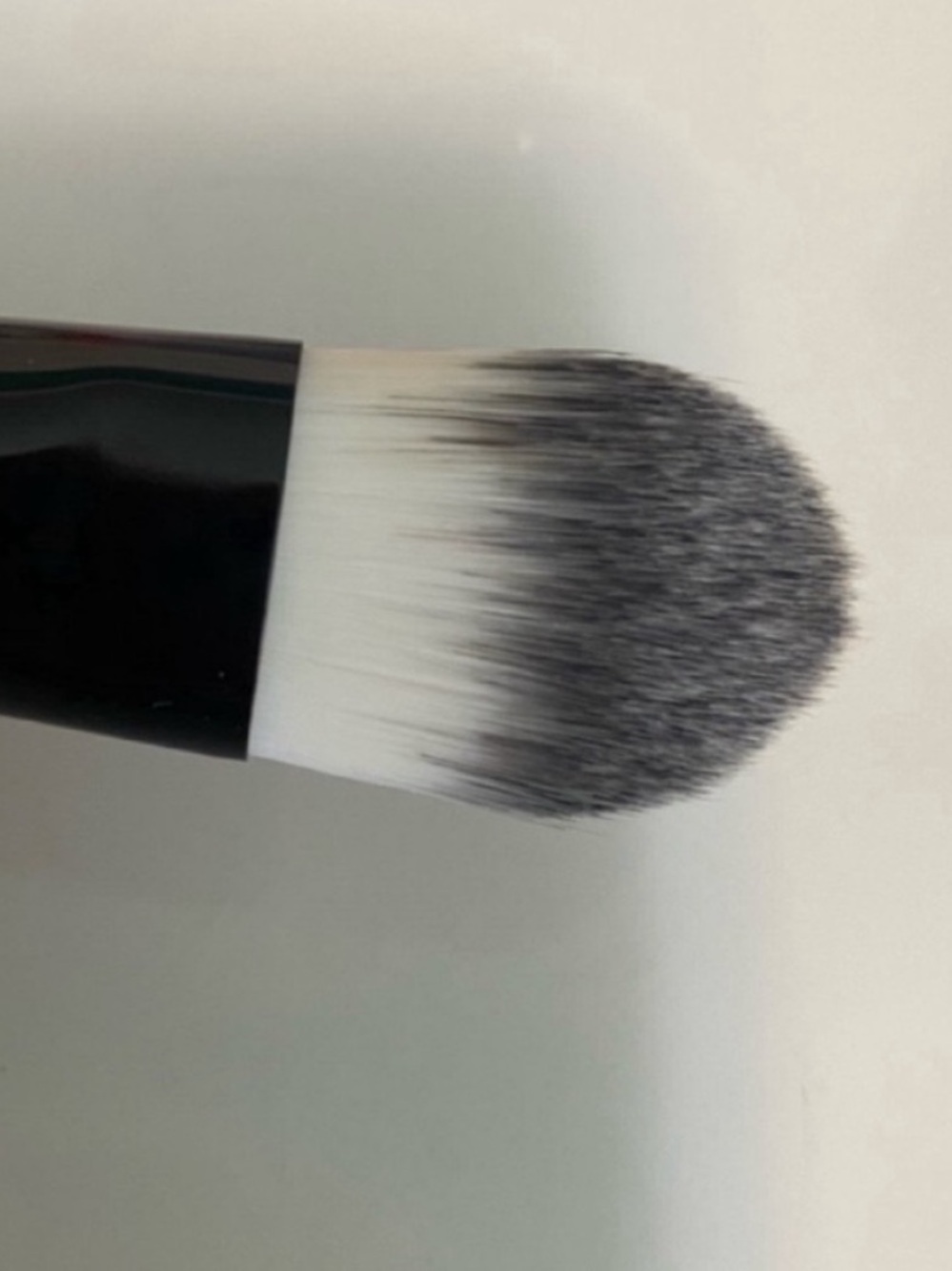 Yves Saint Laurent Beauté mini Brush - Picture 7 of 7